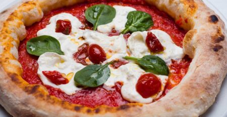 Le Origini della Pizza Napoletana